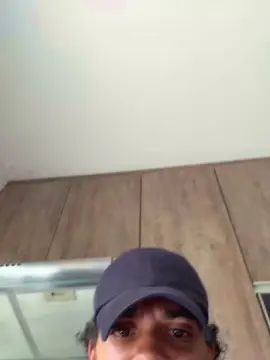 View the uncensored video called Gay sex chat with YuriSurfistinha