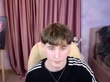 Play this HD scene named Gay sex chat with evan__joy