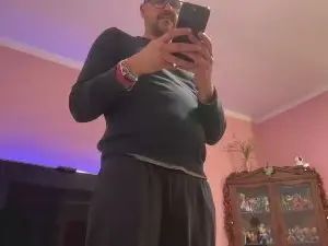 Enjoy watching the uncut video titled Gay sex chat with Papito43_