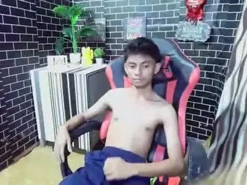 View uncut clip named Gay sex chat with masteralex19