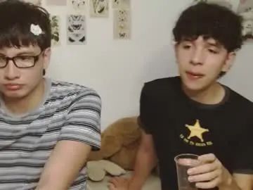 Watch this HD video named Gay sex chat with cuddly_and_jinx