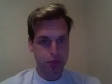 View complete video titled Gay sex chat with Dreagon79