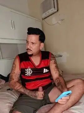 Stream this hardcore movie of Gay sex chat with Bkcria192