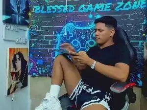 View this uncensored video called Gay sex chat with anyeloblacke