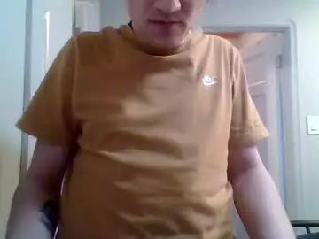 Watch this uncensored movie of Gay sex chat with christopherblackswindler