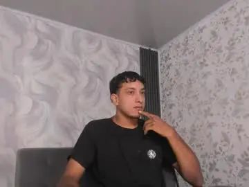 View the complete movie called Gay sex chat with liam_hernandezz