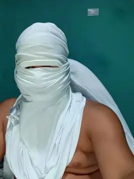 Watch HD scene of Gay sex chat with Camilohot357