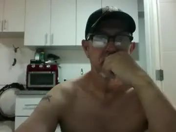 Play this hardcore movie named Gay sex chat with hennrhy_70