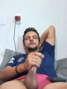 Play the hardcore movie of Gay sex chat with Alcatraz90_