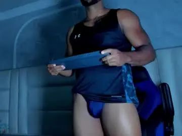 Play this uncut movie of Gay sex chat with dark_lennox