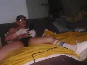Watch this full scene named Gay sex chat with ton622