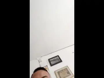 Enjoy watching this uncut movie named Gay sex chat with cranalva10