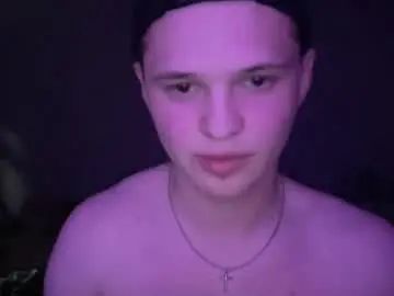Stream the uncut clip named Gay sex chat with carsong13