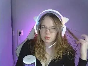 Enjoy watching the complete scene of Gay sex chat with KandisSlocumb
