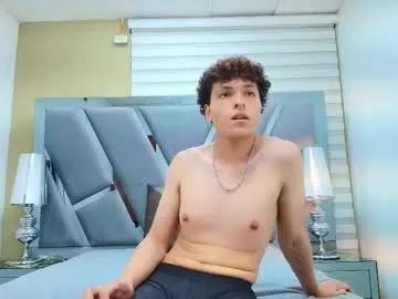 View this hardcore video named Gay sex chat with gomezz_07