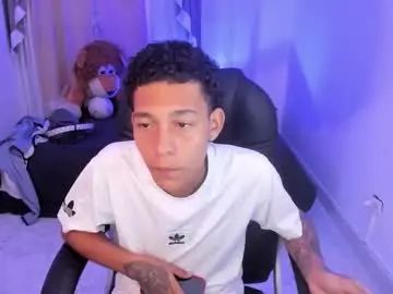 Enjoy watching complete scene called Gay sex chat with rooney_boy