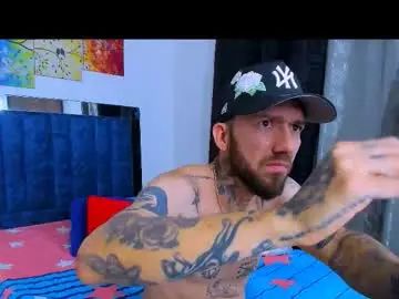 Stream uncut video called Gay sex chat with russo_fox