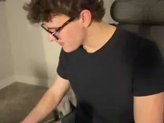 Enjoy watching this full video titled Gay sex chat with yngdesire