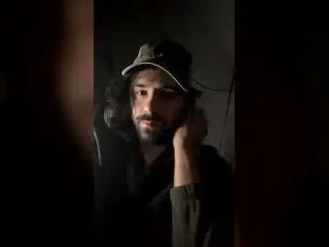 View the uncensored movie of Gay sex chat with sammysammy190125