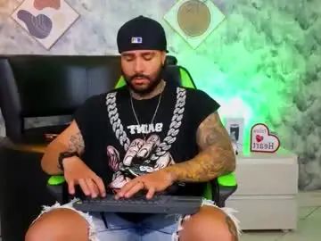 View the full scene called Gay sex chat with apolo_ryder