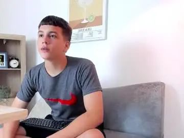 Watch the HD video of Gay sex chat with dennis_hills