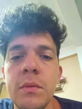 Stream the complete video named Gay sex chat with VibesBr