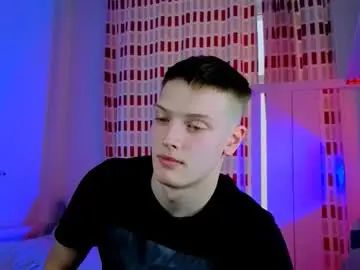 Play this uncut movie of Gay sex chat with yrshela