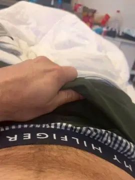Watch the uncensored movie of Gay sex chat with bernard_v