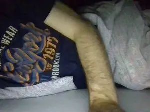 View uncut video of Gay sex chat with junhuqw