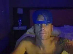 Play this HD video titled Gay sex chat with XXXM4M4XXX
