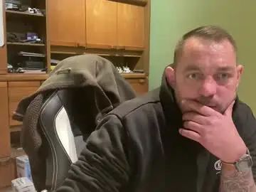 Play this uncensored video named Gay sex chat with benochau