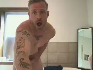 Play the complete scene called Gay sex chat with Bigboyuncut0987