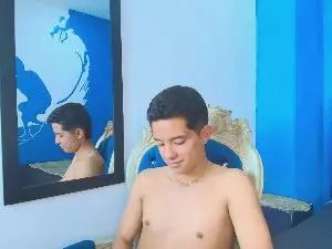 View this hardcore clip of Gay sex chat with Max_Myerss