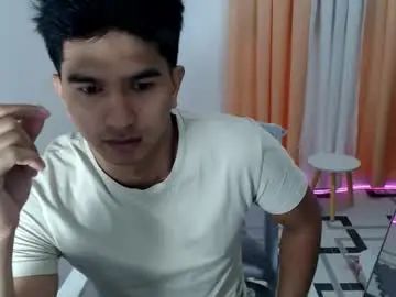 Watch the uncut video called Gay sex chat with hunkdrey