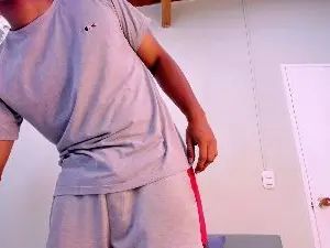 Play full movie named Gay sex chat with KyrozStorm