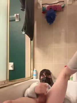 Play the full clip called Gay sex chat with Restless777