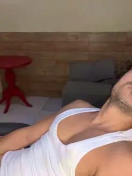 View full clip of Gay sex chat with Jimirock