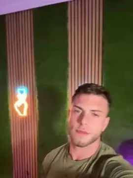 Enjoy watching this HD clip of Gay sex chat with ErikJP2000