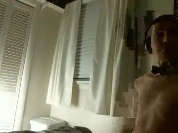 Stream complete scene called Gay sex chat with witchmond