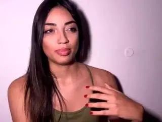 Play full clip titled Gay sex chat with cindieklitz