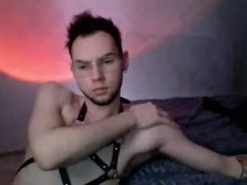 Enjoy watching this complete movie named Gay sex chat with slyfox1_