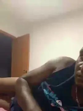 View the full scene called Gay sex chat with casaltravesso2