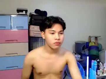 Play complete clip of Gay sex chat with hot_kisser19