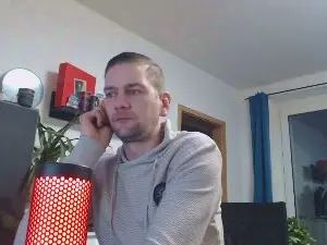 Watch the hardcore video named Gay sex chat with Lienlingsidiot
