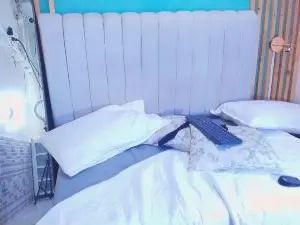Enjoy watching the full clip named Gay sex chat with Christian_Foxx