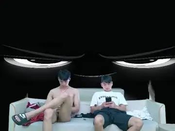 View the uncensored movie called Gay sex chat with xhr00001