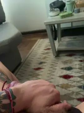 Play the full scene titled Gay sex chat with xavierhot88