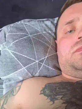 Stream the uncut clip named Gay sex chat with supercharge92