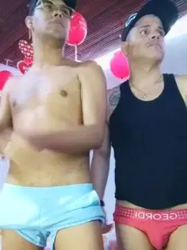Enjoy watching the uncensored movie called Gay sex chat with RianAndCriss