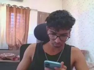 Watch HD scene of Gay sex chat with Maskboy_2003